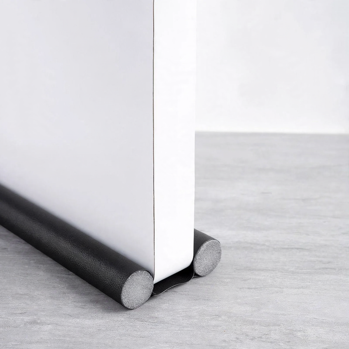 Double door bottom seal in leather look