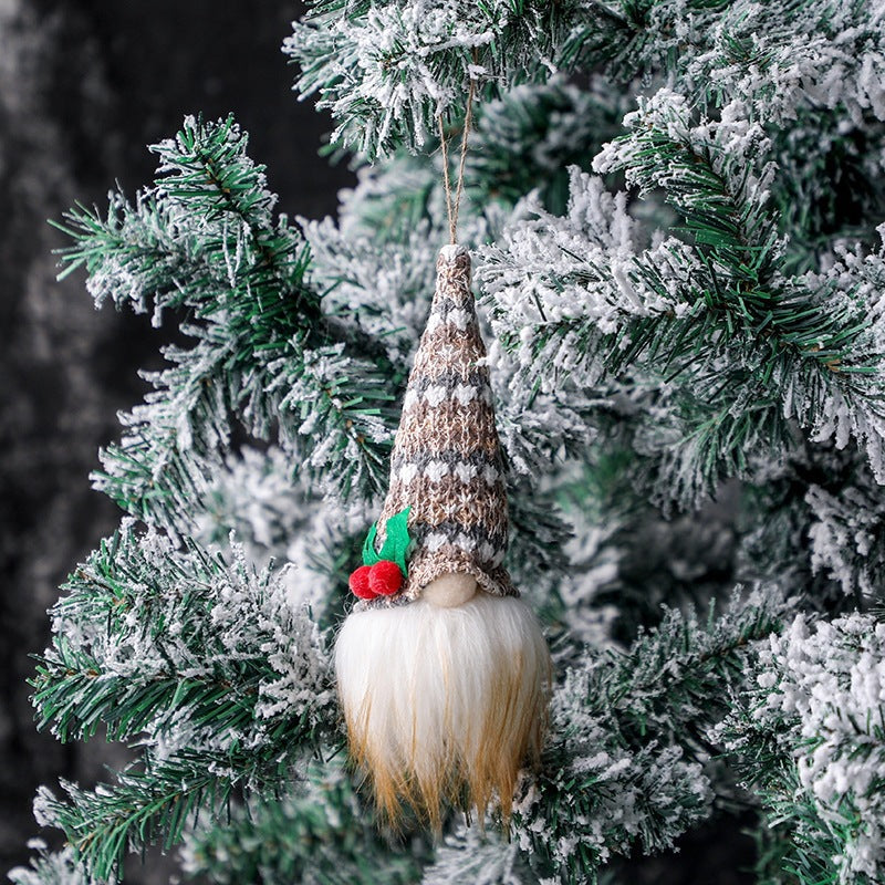 Christmas gnome pendant with knitted hat