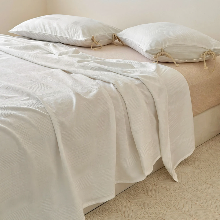 Naturally untreated cotton sheet