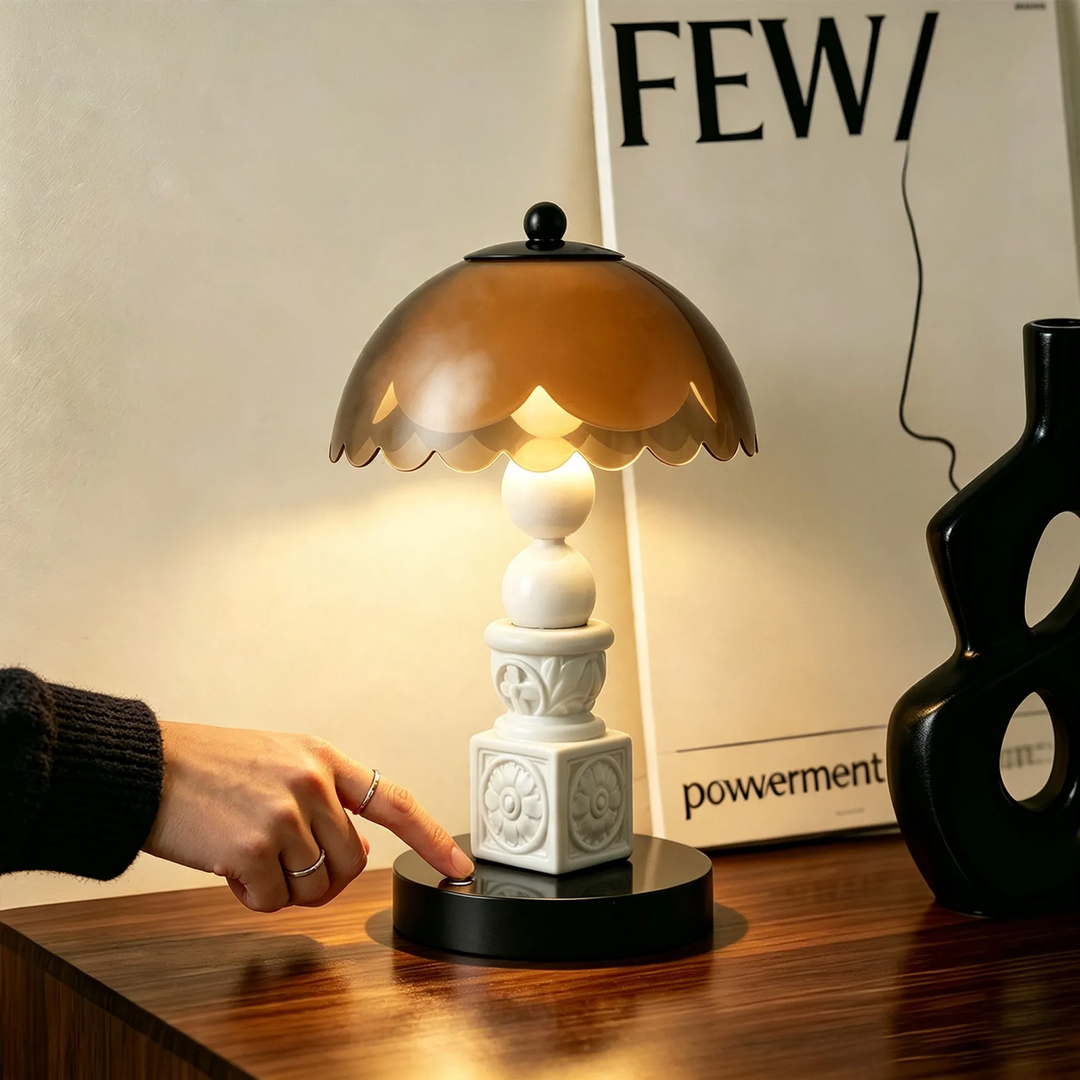 Nightstand lamp with jellyfish relief motif, white