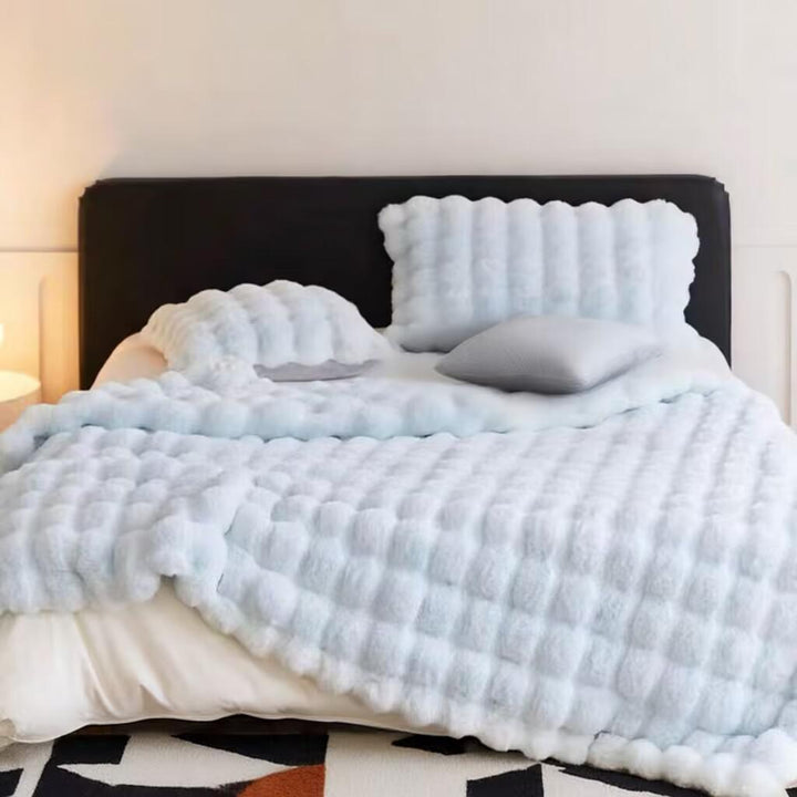 Double-layered rabbit fleece wool blanket, Polyester