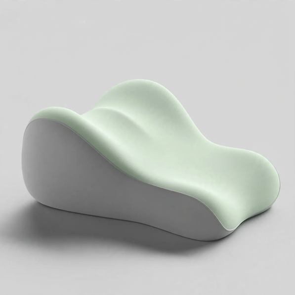 Rest and support pillow with memory foam