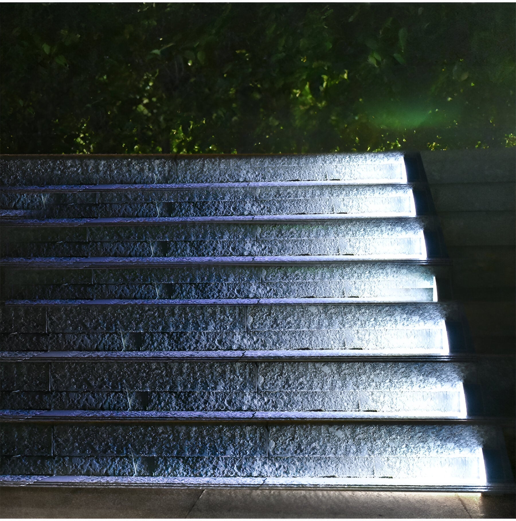 BowLift | 2-Pack Triangular Solar Step Lights – IP67 Waterproof LED Outdoor Garden Lights