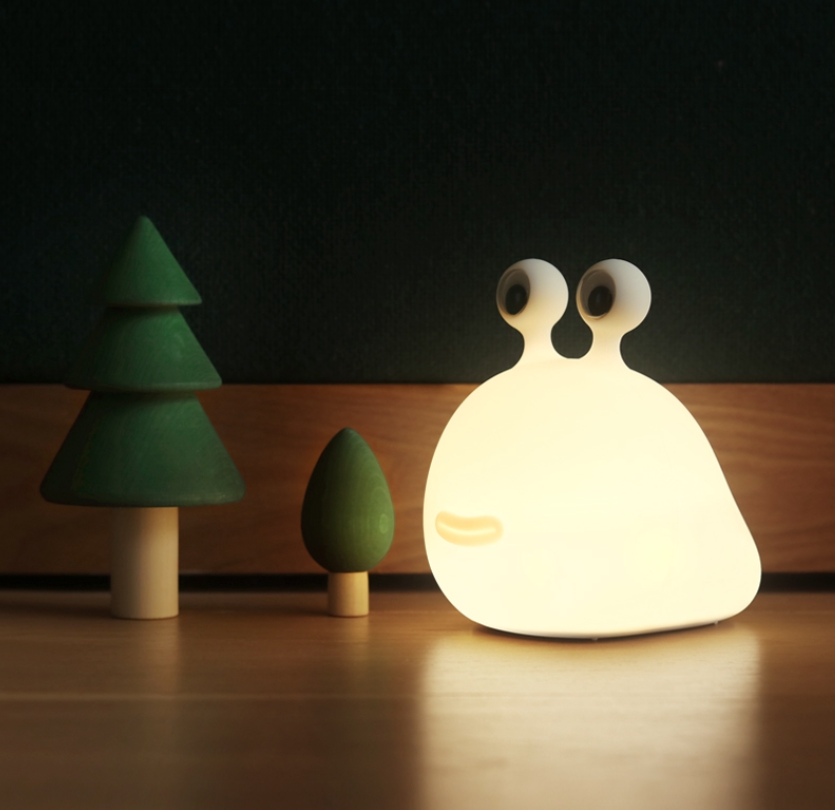 BowLift | Rechargeable Snail Bedroom Night Light with Touch Control, Automatic Shut Off, Low Energy Consumption and Adjustable Brightness, for Office, Bedroom, Bathroom and More
