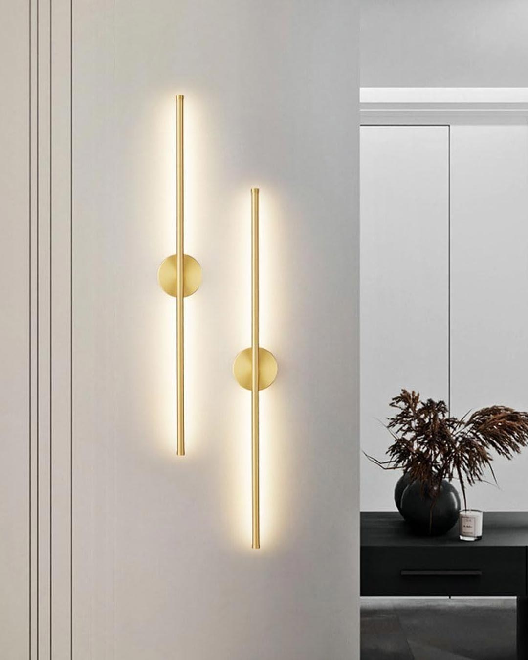 BowLift | Modern Linear LED Wall Lamp - Gold