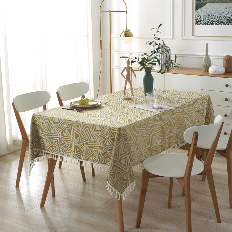 Geometric Patterned Table Cover