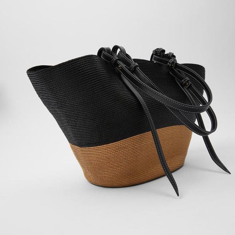 Generous basket bag with elegant leather accents Bowlift
