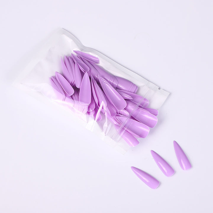 Artificial nails in elegant stiletto style Bowlift