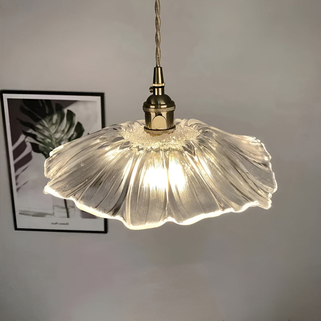 Hanging lamp with floral motif – Warm light & stylish design | For your home | Bowlift