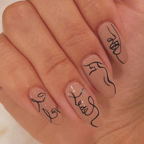 Artful Nail Art in Minimalist Design Bowlift