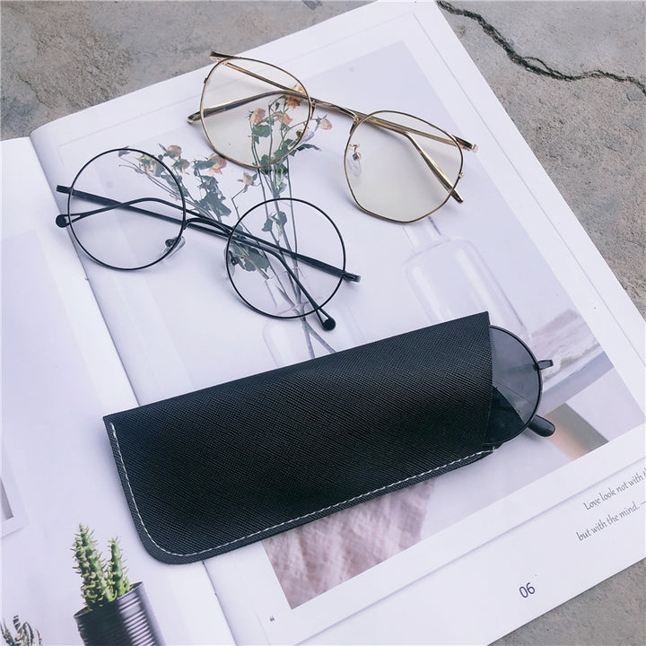 Stylish Eyewear Case Bowlift