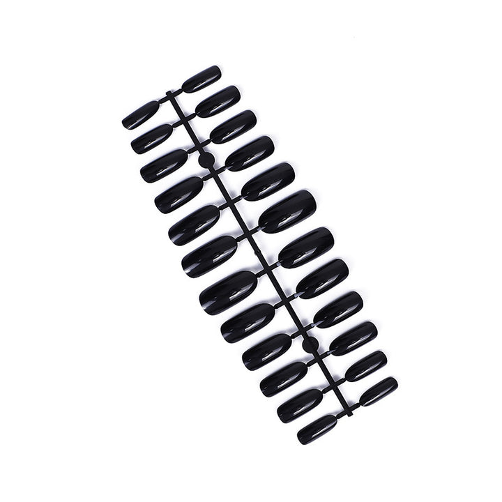Artificial nails in elegant design Bowlift