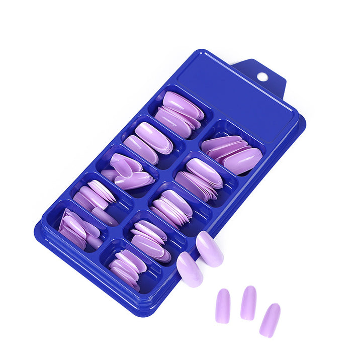 Artificial nails in elegant stiletto style Bowlift