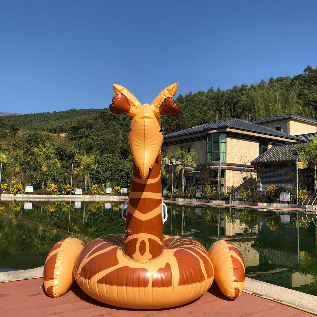 Unisex Inflatable Giraffe Pool Float Bowlift