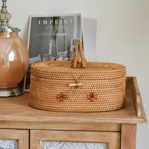 Handcrafted storage basket with double handles Bowlift