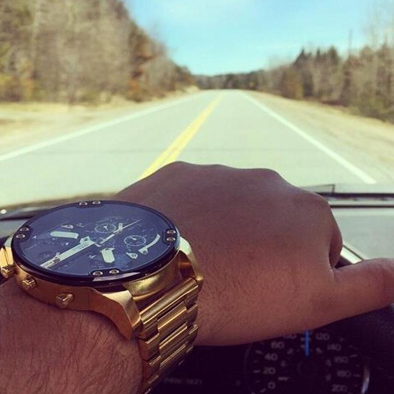BowLift | Stainless Steel Chronograph Quartz Watch – Elegant Men’s Luxury Timepiece