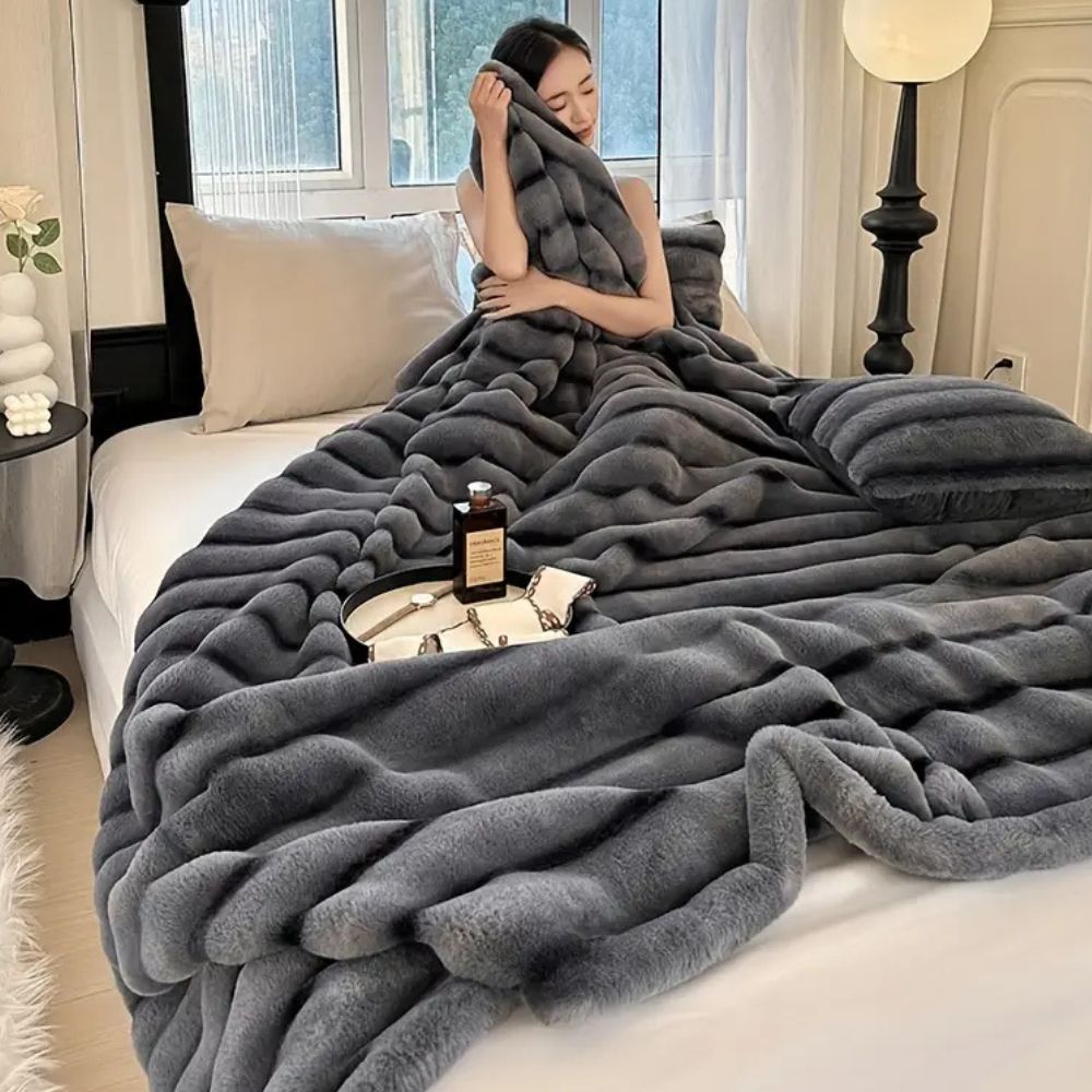 BowLift | Ruched Faux Rabbit Fur Blanket