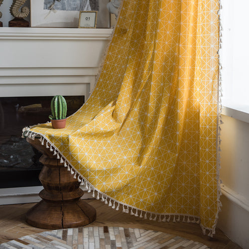 Geometric Patterned Decorative Throw Blanket