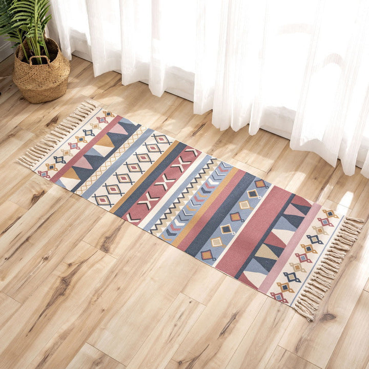 BowLift | Nostalgia Tribal Pattern Rug Multicolored Synthetic Area Rug Pet-Friendly Easy Care Rug with Fringes for Bedroom