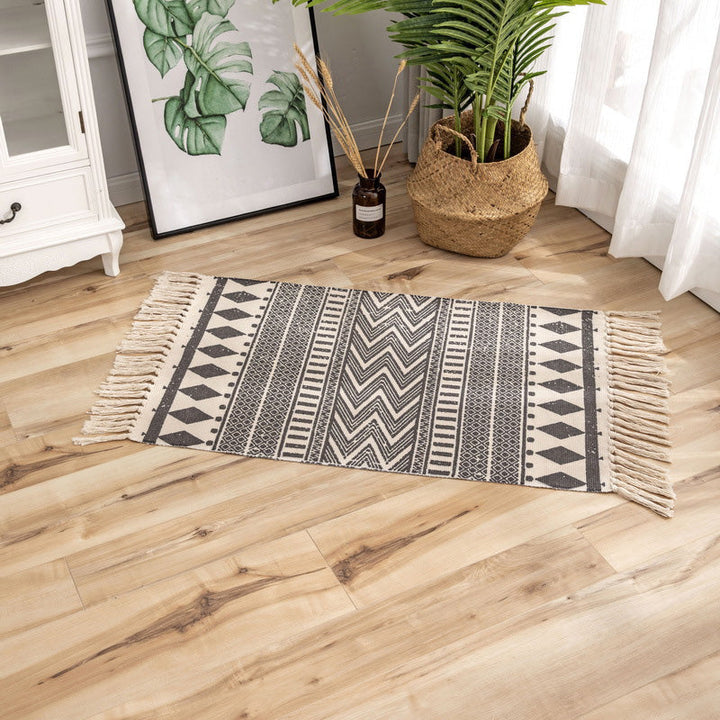 BowLift | Classic geometric printed rug Multicolored cotton blend rug easy to maintain washable rug with fringes for the bedroom