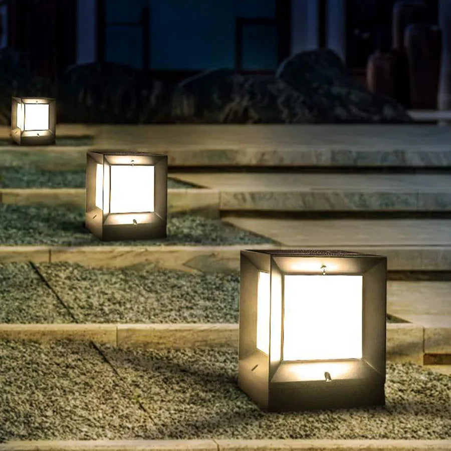 BowLift | Cube Column Lamp