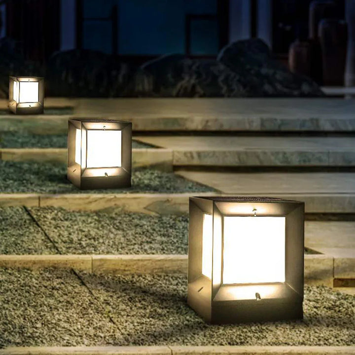 BowLift | Cube Column Lamp