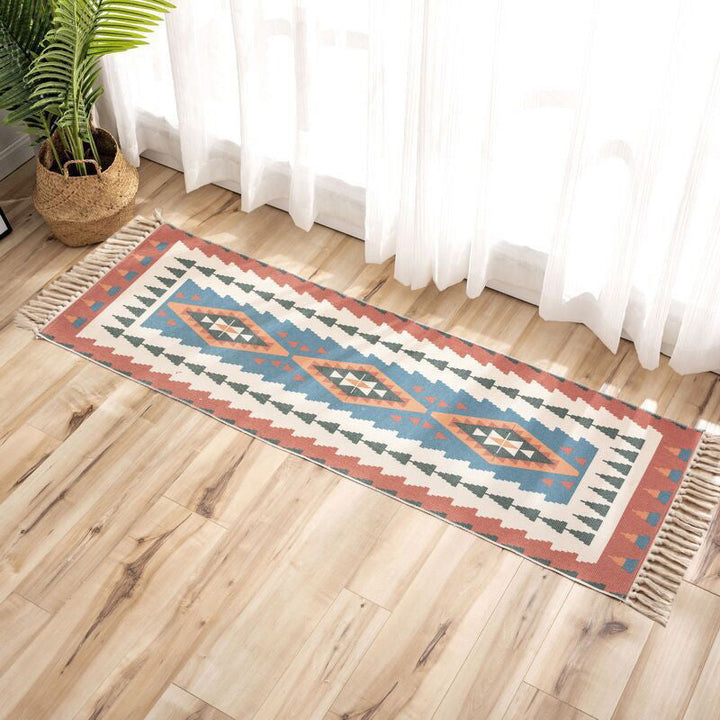 BowLift | Nostalgia Tribal Pattern Rug Multicolored Synthetic Area Rug Pet-Friendly Easy Care Rug with Fringes for Bedroom