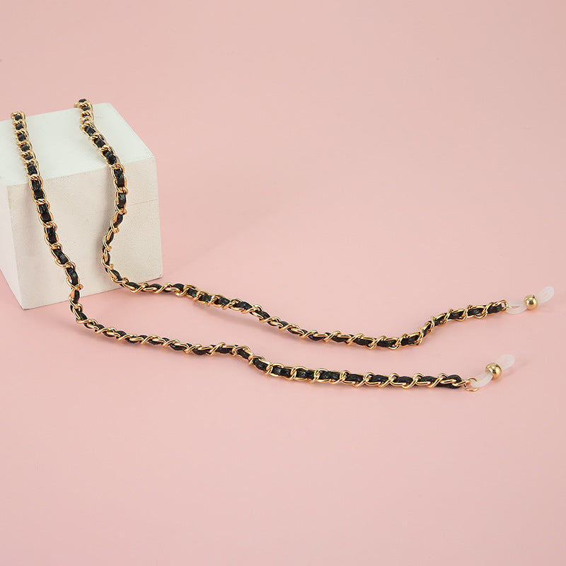 Fashionable Chain Eyewear Holder Bowlift