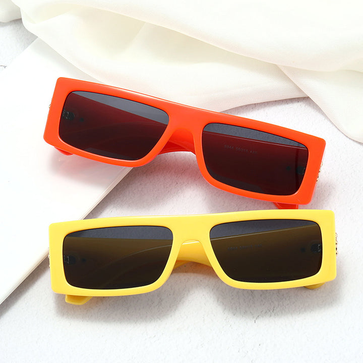 Women’s fashionable oversized sunglasses with innovative design Bowlift