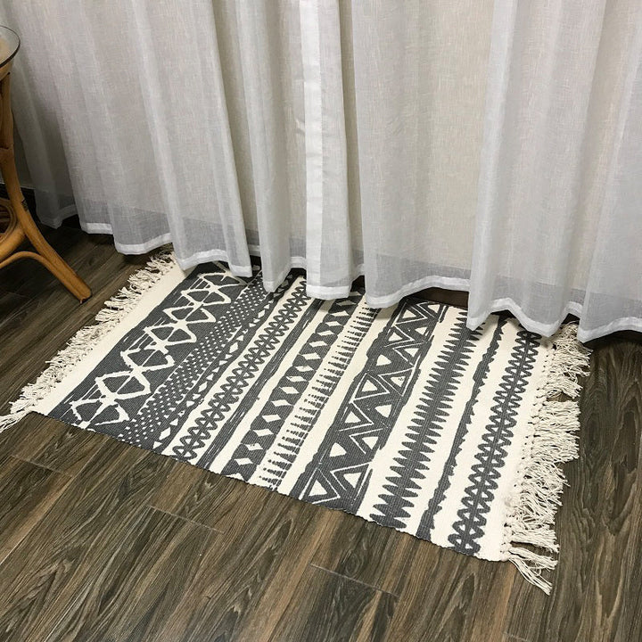 BowLift | Casual Multicolored Western Rug Cotton Blend Geometric Light Rug Machine Washable Woven Rug with Fringes for Living Room