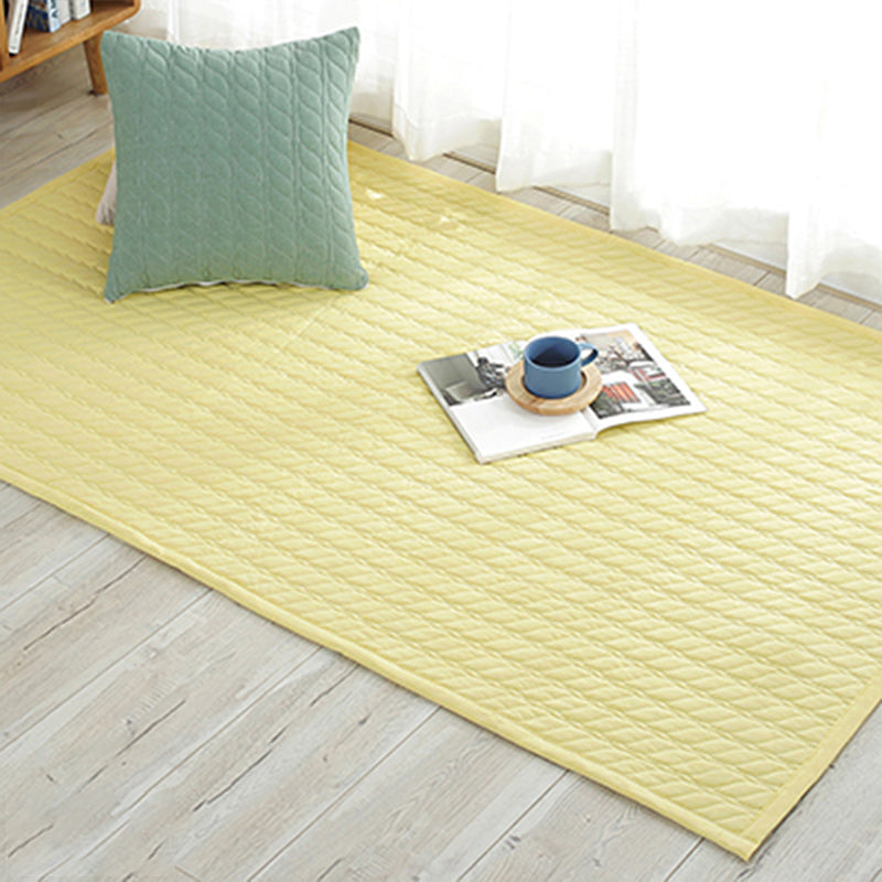 Multicolored simple cotton rug with striped design, non-slip backing, machine washable, rug for the bedroom | Bowlift