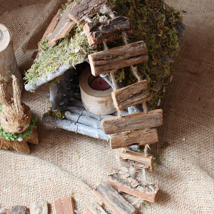Decorative wall hanging made of natural material Bowlift