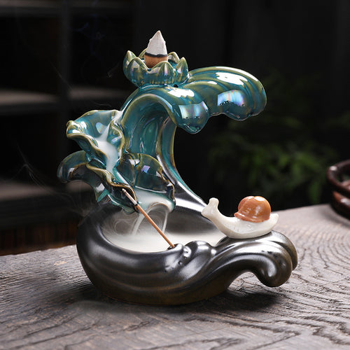 Artistic Wave-Inspired Incense Holder