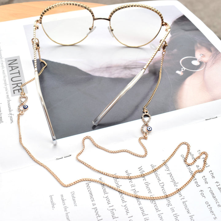 Elegant Eyewear Chain with Protective Charm Bowlift