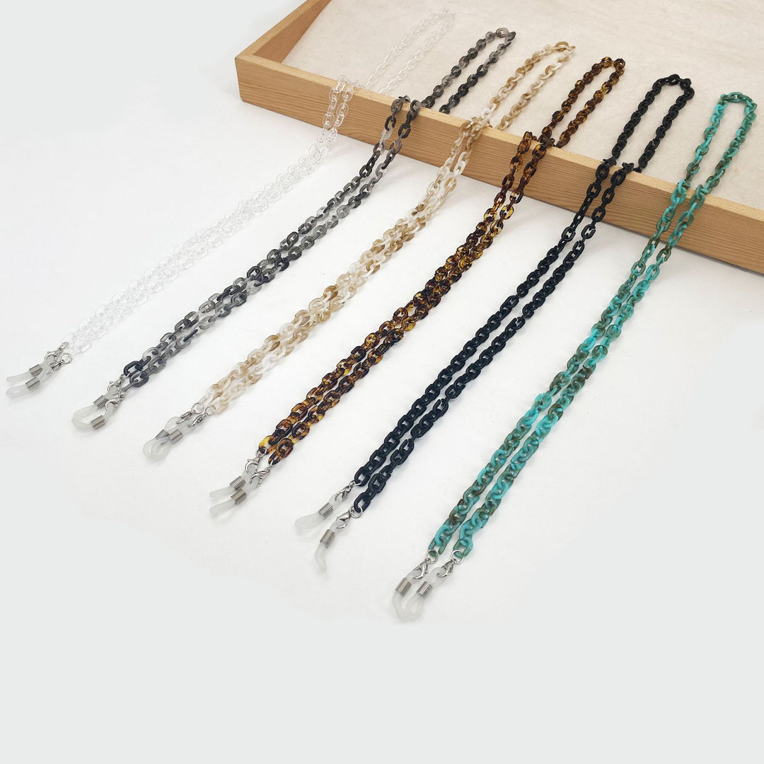 Fashionable Chain Eyewear Retainer Bowlift