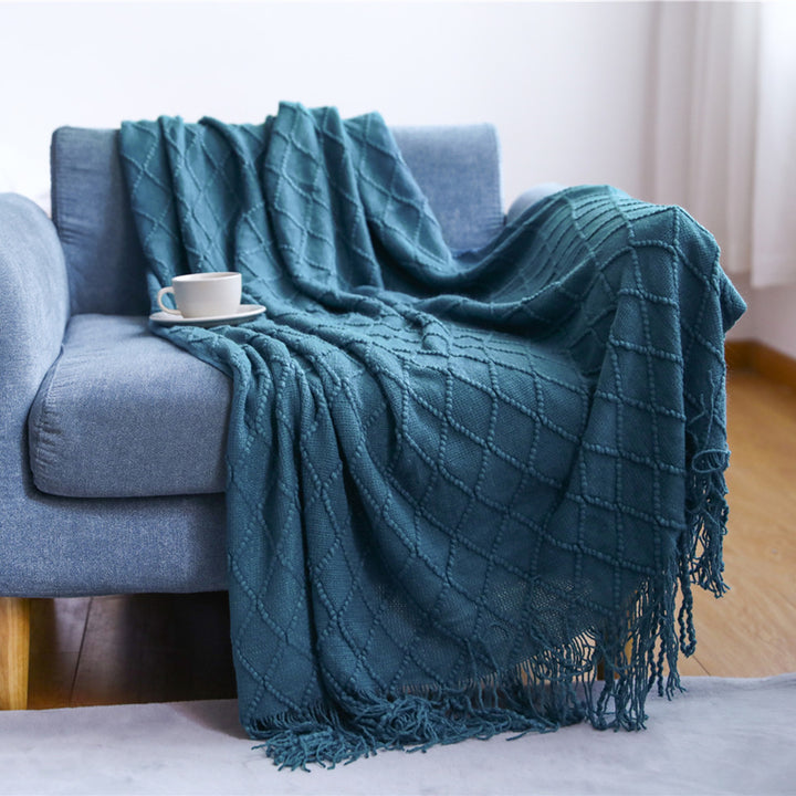 Women’s knitted blanket with textured wave pattern Bowlift