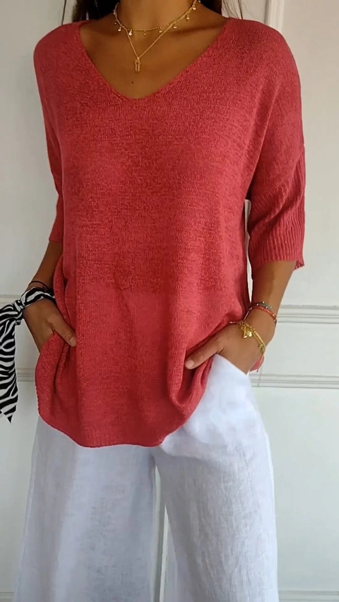 BowLift | Smoothly knitted Sanbergs with V-neck