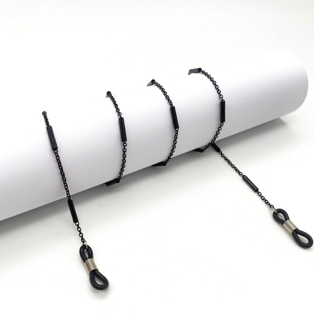 Elegant Eyewear Holder Chain Bowlift