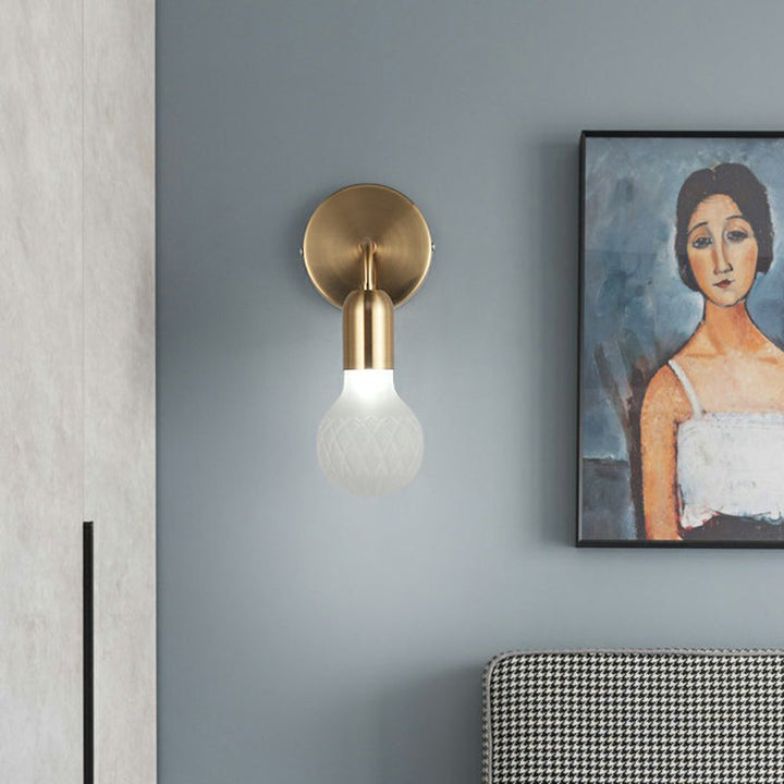 BowLift | Industrial Style Bulb-Shaped Wall Lamp Single Pane Glass Wall Lamp Fixture in Brass