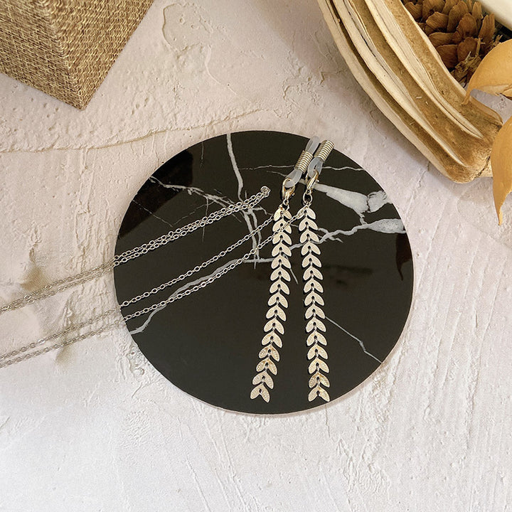 Beautiful statement earrings Bowlift