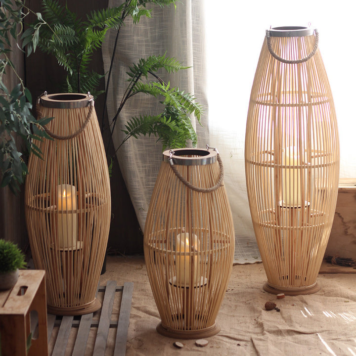 Stylish lantern made of woven material Bowlift
