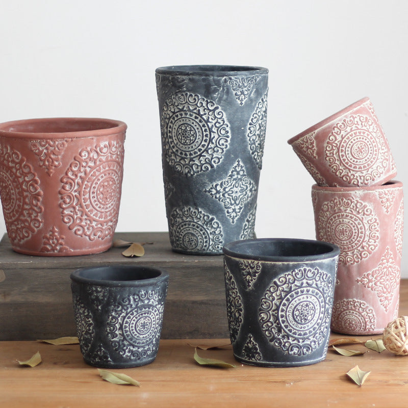 Elegant flower vase made of ceramic Bowlift
