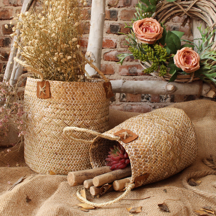 Handcrafted storage basket with natural design Bowlift