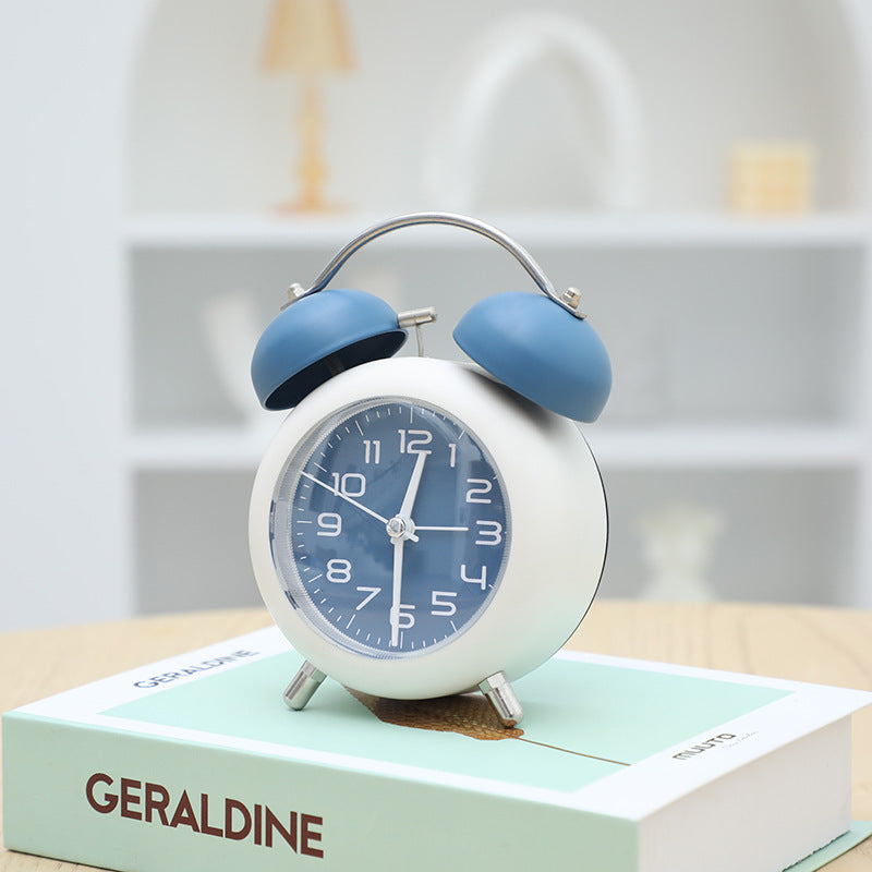 Retro Alarm Clock with Classic Design Bowlift