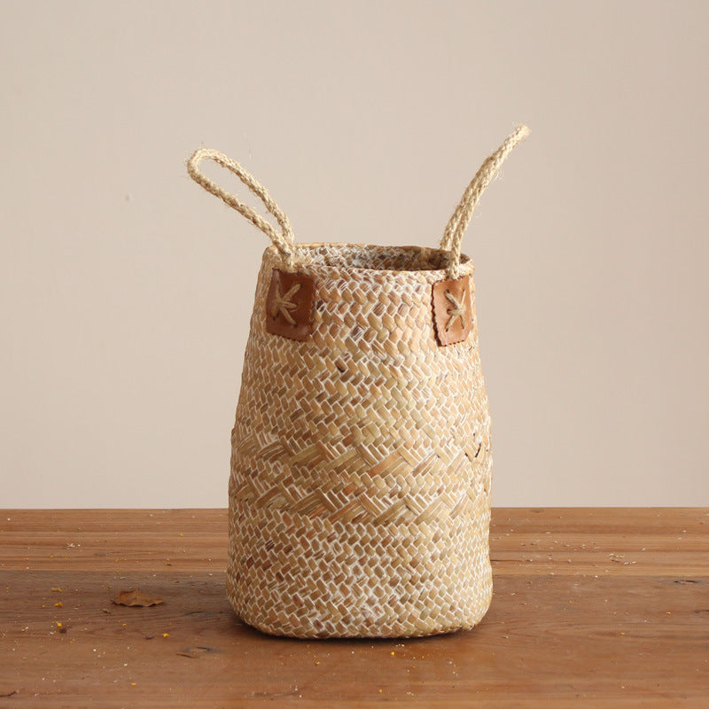 Handcrafted storage basket with natural design Bowlift