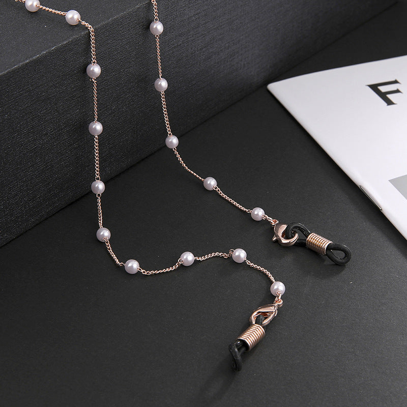 Elegant Pearl Chain Eyewear Holder Bowlift