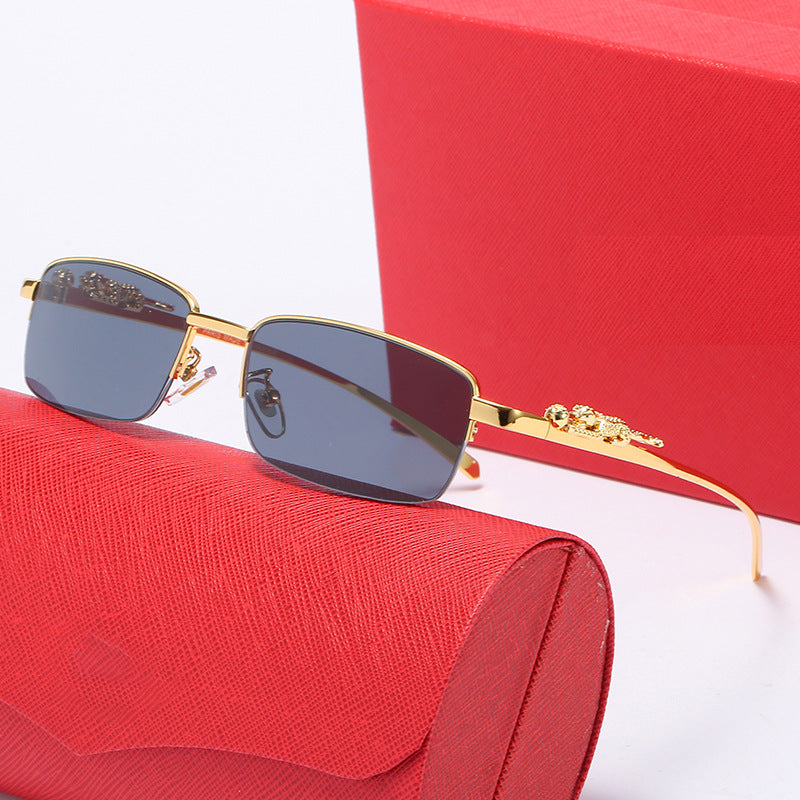 Women Elegant Correction Glasses with Filigree Design and High-Quality Metal Frame Bowlift