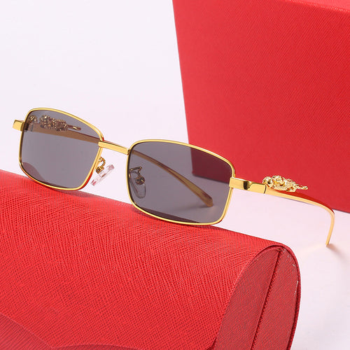Women’s fashionable corrective glasses with fine embellishments Bowlift