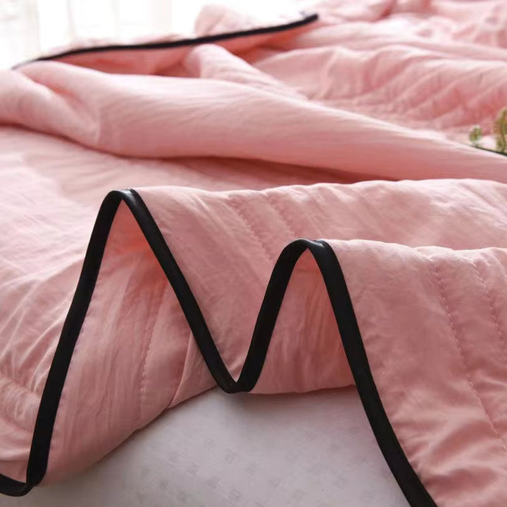 BowLift | Cooling Blanket Lightweight Breathable Summer Bed Cover