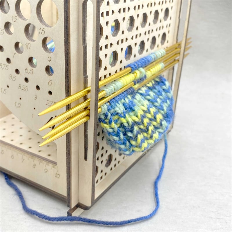 BowLift | Multifunctional Knitting Tool